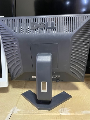 値下げ！DELL 19インチモニタ E196FPb (解像度:SXGA 1280×1020