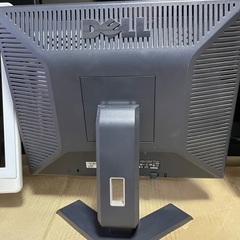 値下げ！DELL 19インチモニタ E196FPb (解像度:SXGA 1280×1020 ノングレア非光沢)　No.1の画像