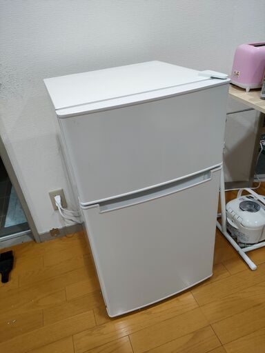 冷蔵庫　TAGlabel AT-RF85B