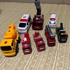 消防車、救急車
