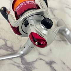  18400  PROMARINE リール　TREND SPIN2   ◆大阪市内・東大阪市他 6,000円以上ご購入で無料配達いたします！◆ ※京都・高槻・枚方方面◆神戸・西宮・尼崎方面◆生駒方面、大阪南部方面　それぞれ条件付き無料配送あり！            の画像