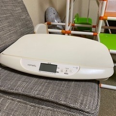 赤ちゃん用　ヘルスメーター　体重計子供用品 ベビー用品 ベビーラ...