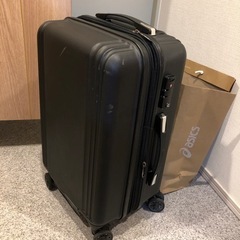 スーツケース　キャリーケース