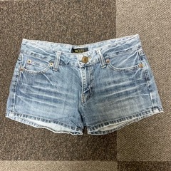 ショートパンツ