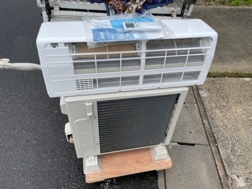 三菱重工　 6畳用　2.2kwエアコン　SRK2222T-W 2022年製 