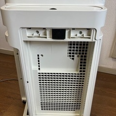 値下げしました！加湿空気清浄機/SHARP/KC-H50-Wの画像