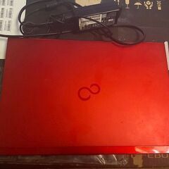 富士通 WU2/B3 i5-8250U 12GB 790gm 訳...