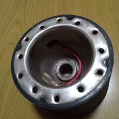 スバル　ステアリングボス　60ｍｍ　PCD70/73mm