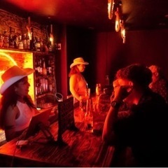 アメリカンバーでバーテンダー募集の画像