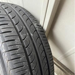 車のパーツ タイヤ、ホイール4本セットの画像
