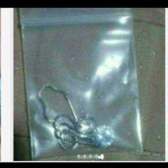 j→→→m33-2番━大粒ロングピアスの画像