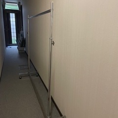 ハンガーラック　ロング　シルバー　　什器　衣装ラックの画像