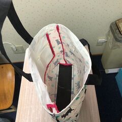断捨離の為処分いたします。　ネコ柄バッグの画像