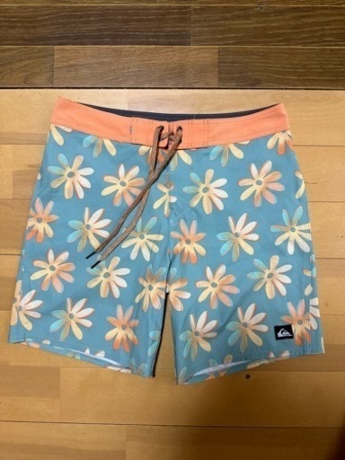 クイックシルバー　海パン