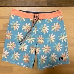 クイックシルバー　海パン