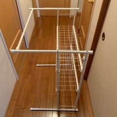 決まりました。美品 押入れハンガーラック(購入価格5,980円)上下左右伸縮スライドの画像