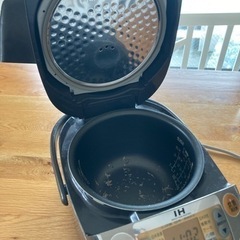 【6月限定0円】象印 ZOJIRUSHI 炊飯器 NP-VC10 家電 キッチン家電 の画像