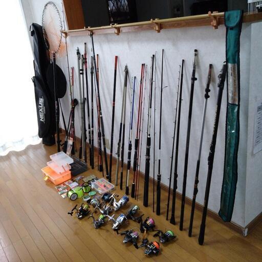 釣りセット　まとめ売り！竿、リール、餌撒きスコップ、タモ竿、タモ網、ロッドケース