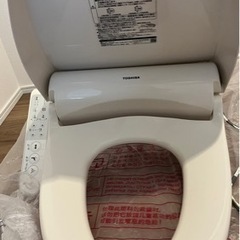 ※受付終了※【使用1年未満】2023年製TOSHIBA製温水洗浄便座の画像