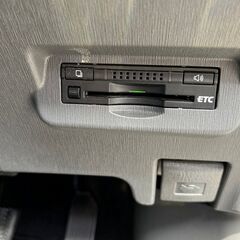 プリウス アルファ  Ｓ🕺わかりやすさ=安心の提供 自社ローンのオトロン🚗✨の画像