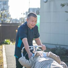 ＼未経験でもOK！／1日3時間なのでスキマ時間に働けます！【送迎ドライバー】の画像