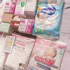 D1052 新品　ベビー用品　まとめ　乳首　マグ用ストロー　肌着　ミトン　ソープの画像