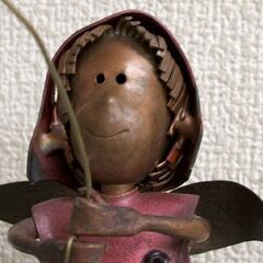銅人形 菅原義則作　妖精 風車　高さ 16.5cm　台座付　北海道の金工アーティスト コレクション アート 金属工芸 置物　☆ PayPay(ペイペイ)決済可能 ☆ 札幌市 豊平区 平岸 平岸店の画像