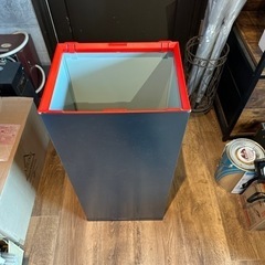 ハイロ ダストボックスの画像