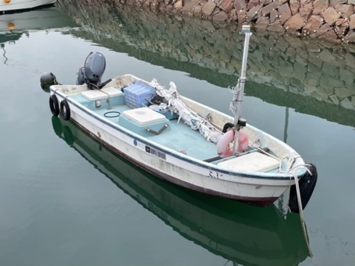 小型船舶（プレジャーモーターボート） +船外機（YAMAHA 20馬力）