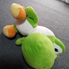 ヨッシーのぬいぐるみの画像