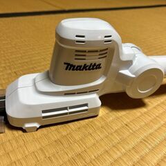 【新品】Makita(マキタ) 充電式 10.8V ポールバリカン MUN300LDZ 本体のみ（バッテリ、充電器別) ※飯田市近郊 直接引取り可能な方限定です。の画像