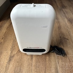 アイリスオーヤマ セラミックファンヒーター
