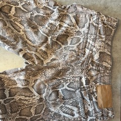 服/ファッション パンツ　デニム　ジーパン　
レディースの画像