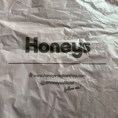 (決まりました)未使用Honeysシャツネックレス付き・H&M白トップス・H&M赤オレンジ麻パンツ 3点セットの画像