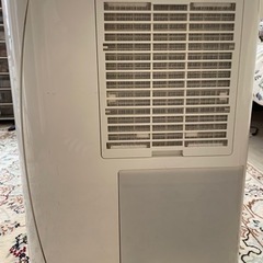 コロナ　除湿機　2016年製の画像