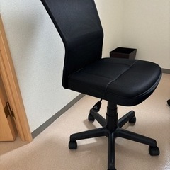 オフィスチェア 黒 椅子の画像
