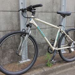 ビアンキ　ATTIVO　２６インチのMTB　前後タイヤ新品交換済みです。