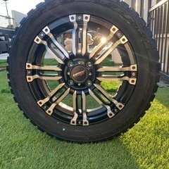 車のパーツ タイヤ、ホイール、タフトの画像