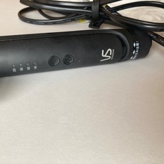 ほぼ新品☆ 　Vidal Sassoon VSI-3250/KJ 　ヴィダルサスーン 　マイナスイオン2WAYアイロン VSI-3250/KJの画像