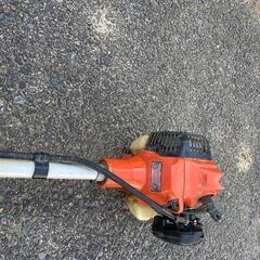 エンジン草刈り機の画像