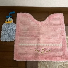 トイレマットと手拭き