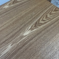 高さ調整可！！木目のおしゃれなテーブルの画像