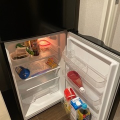 黒の冷蔵庫　綺麗です！の画像