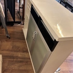 ニトリ  バーカウンター
家具 オフィス用家具 机の画像