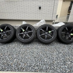 車のパーツ タイヤ、ホイール