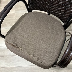 回転チェアー　アジアン風の画像