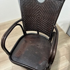 回転チェアー　アジアン風の画像