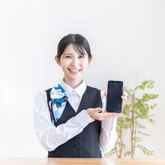 面接確約（土日休み・定時退社・充実研修）【Weekdayストアア...
