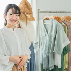 面接確約（土日休み・定時退社・充実研修）【Weekdayストアアテンダント（店舗支援・サポート）】の画像