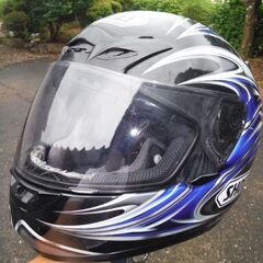 SHOEIヘルメット(M)譲ります。